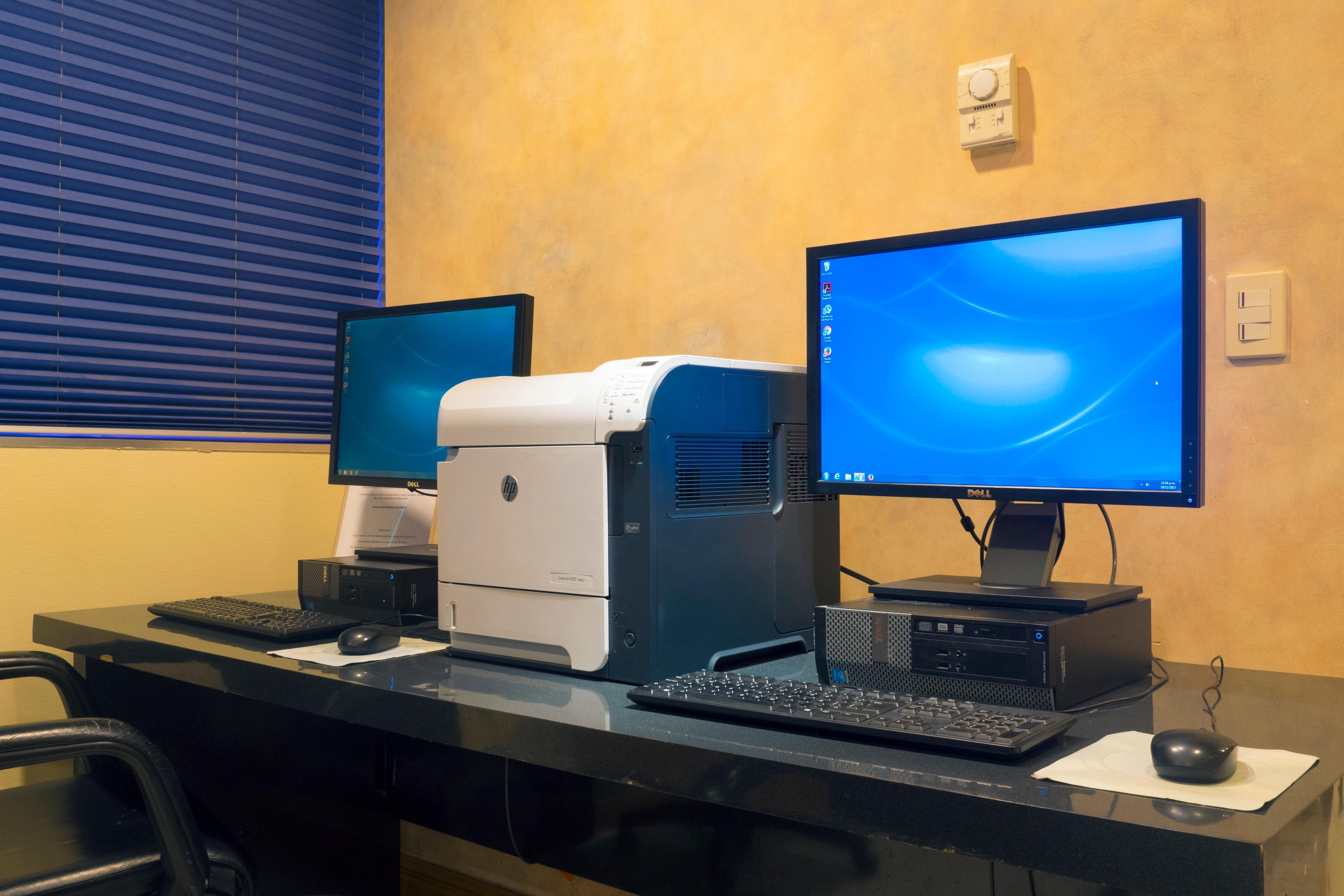 Holiday Inn Monterrey-Parque Fundidora By Ihg Eksteriør bilde A computer printer
